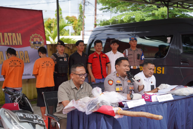 Polisi menangkap pelaku pembunuhan sadis di Nias Selatan. [Istimewa]